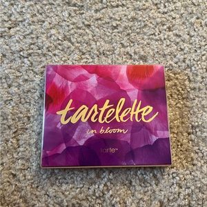 Tarte Tartelette in Bloom Palette